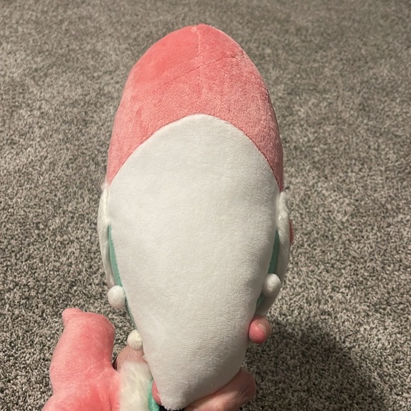 🩷NEW🩷 Vineyard Vines 🩷 Holiday Christmas Elf Santa Hat Whale Stuffed Animal, 16” - Picture 6 of 12